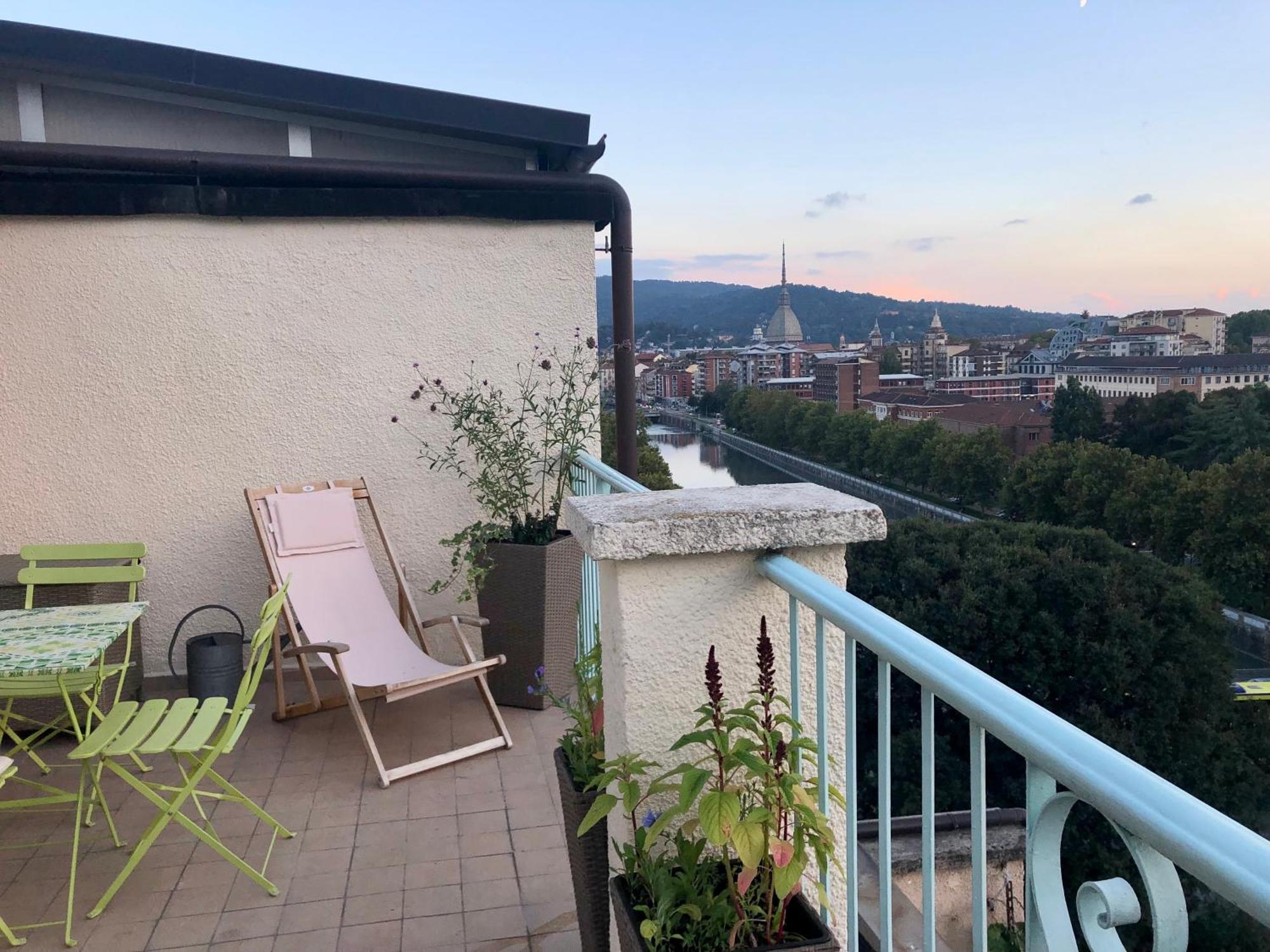 Апартаменти Attico Ellen Terrazza Con Vista Турин Екстер'єр фото